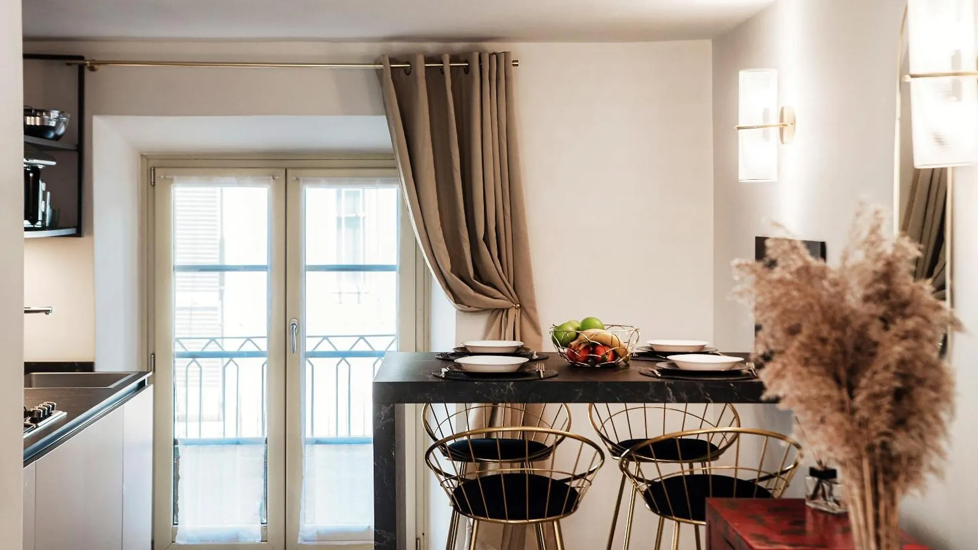 Vanity Flat - The House Of Travelers كومو شقة