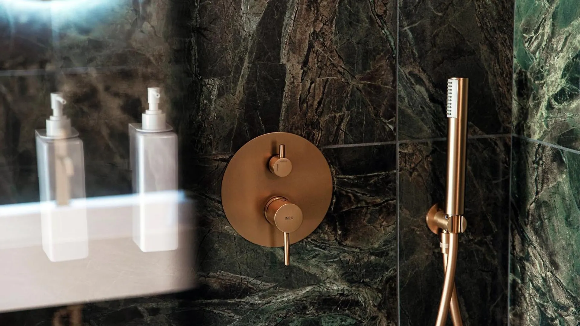 Vanity Flat - The House Of Travelers Como İtalya